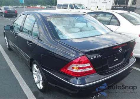 2007 Mercedes-Benz C230 from USA, damaged, VIN WDBRF52H47F926655